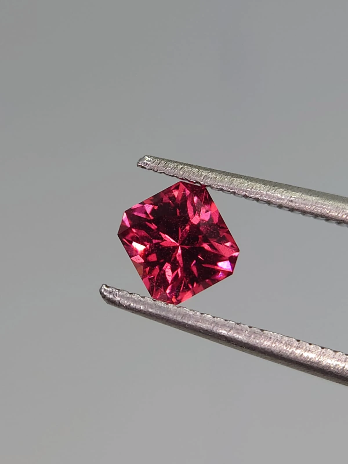 1ct Natural Umbalite Garnet from Tanzania — view 3